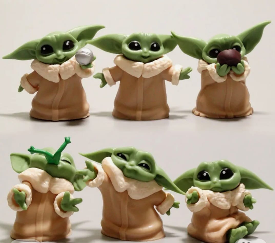Miniatura Baby Yoda Star Wars - Boneco Colecionável - 7cm