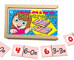 Brinquedo Infantil Jogo de Xadrez 25x25 32 Peças em Vidro em Promoção na  Americanas